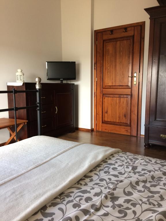 Pod Lasem Charzykowy Bagian luar foto